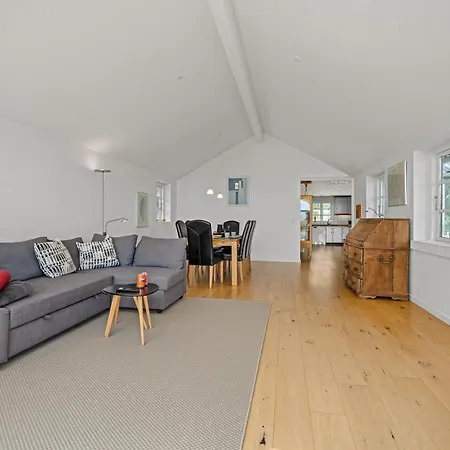 Holiday home With Beautiful Views, Wilderness Bath And Activity