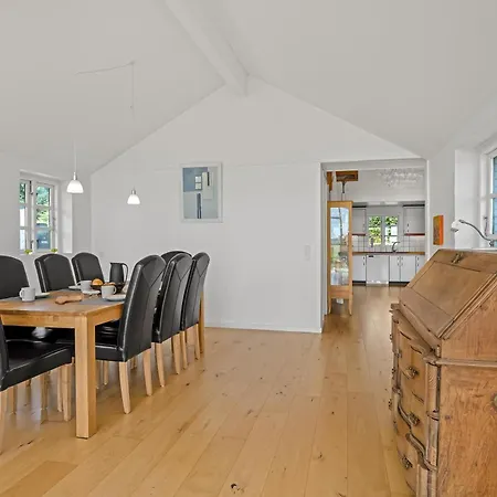 With Beautiful Views, Wilderness Bath And Activity * Vesløs