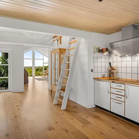 With Beautiful Views, Wilderness Bath And Activity Vesløs