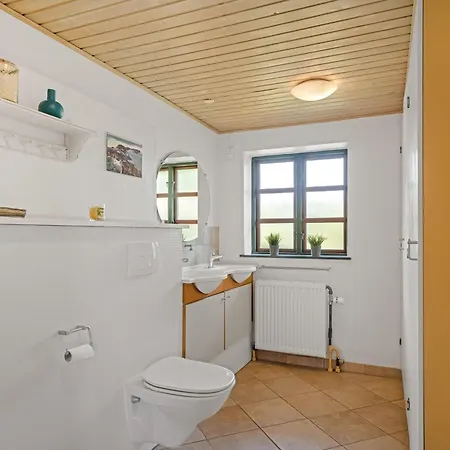 Hébergement de vacances With Beautiful Views, Wilderness Bath And Activity *